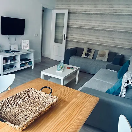 Mimosas, Familias Y Parejas - Con Terraza Y Parking!